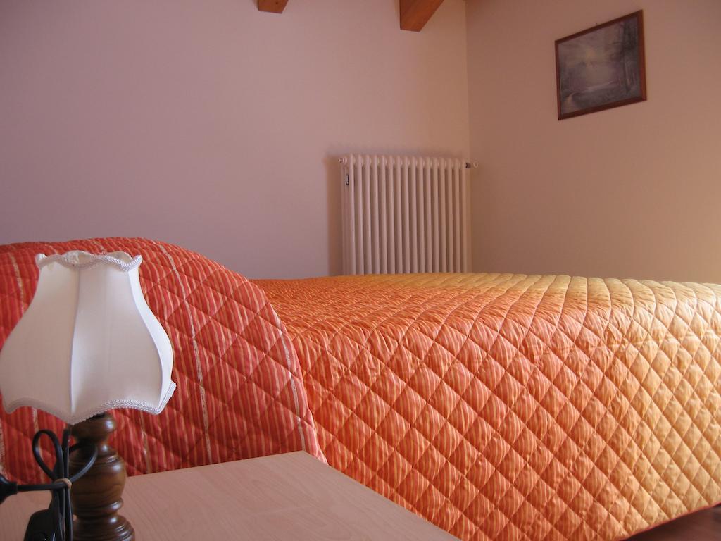 Appartamenti Arcobaleno Molveno Room photo